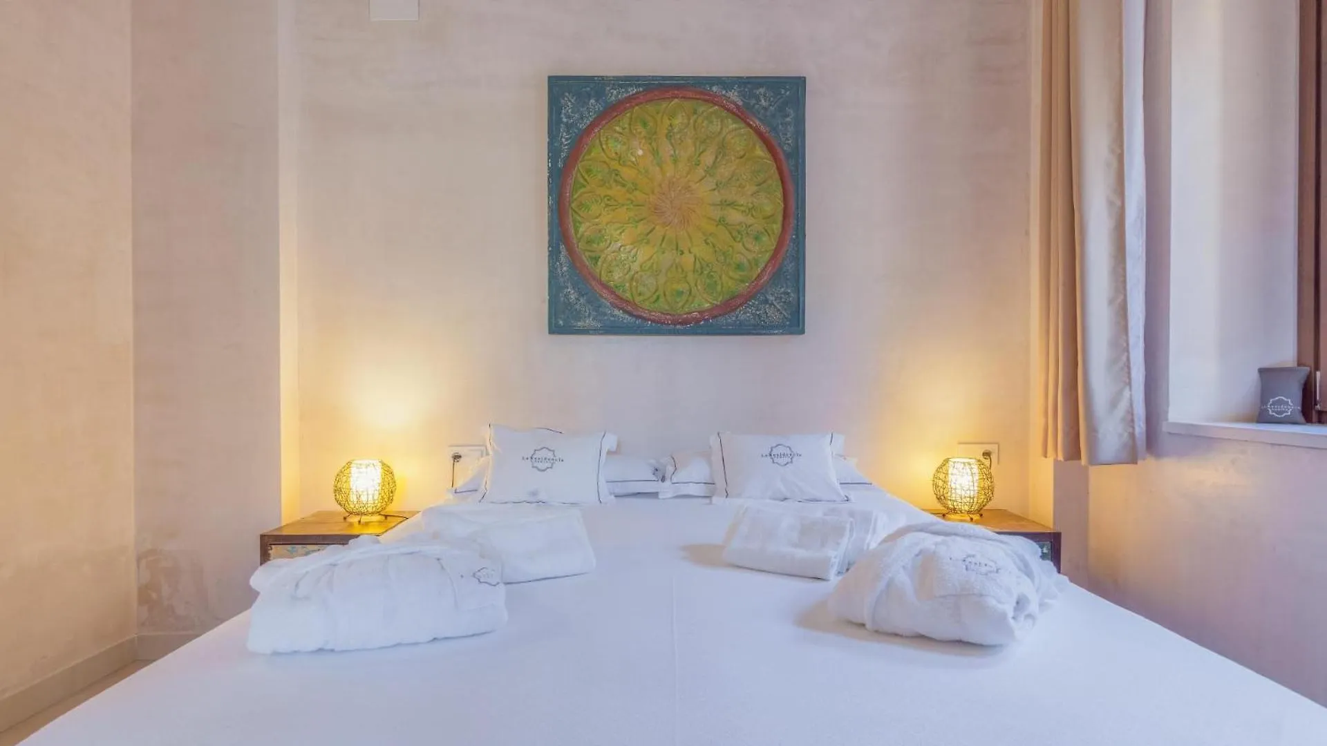 Apartamentos La Residencia Tarifa