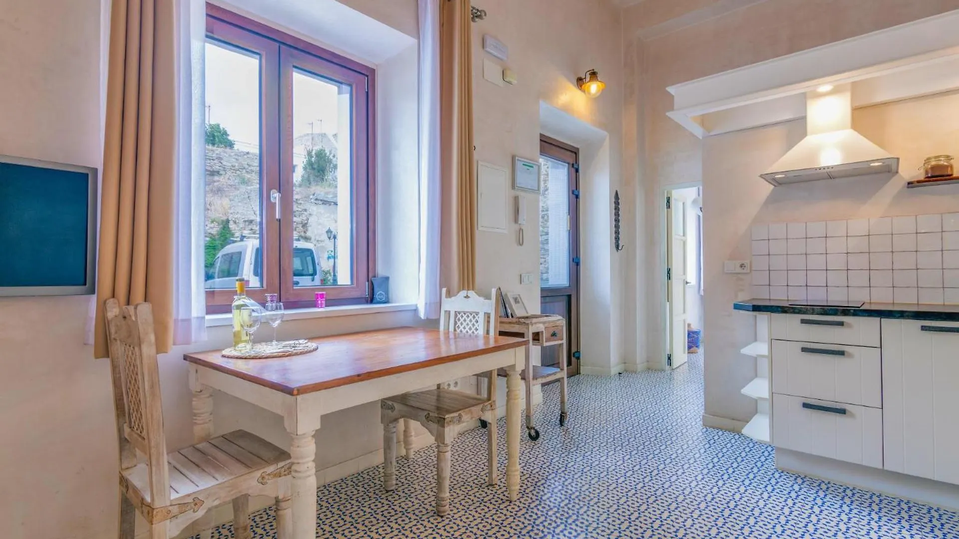 Apartamentos La Residencia Tarifa 0*,  Spain
