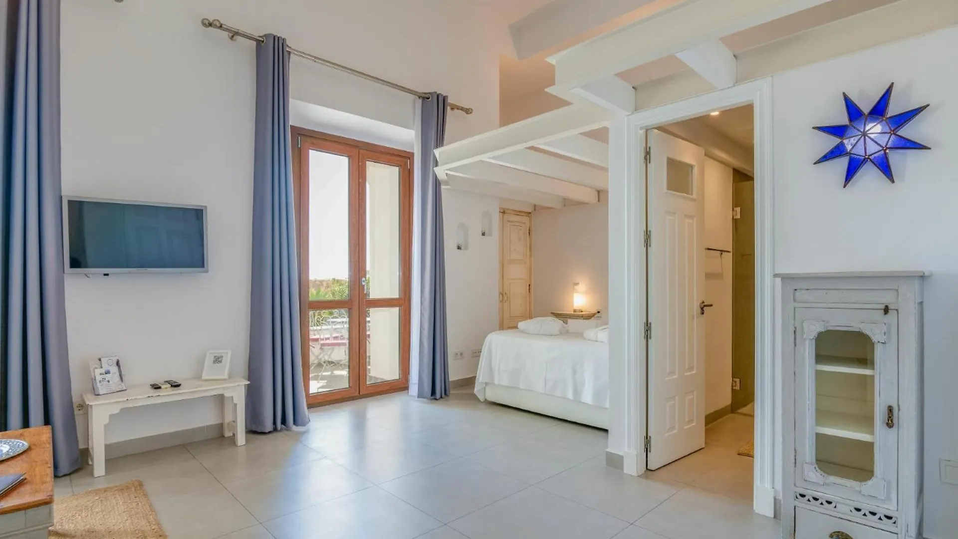 Apartamentos La Residencia Tarifa Spain