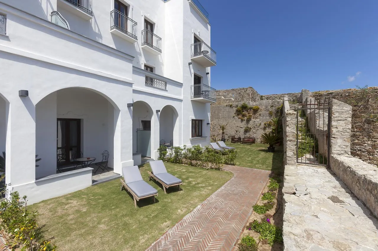 Apartamentos La Residencia Tarifa Apartment